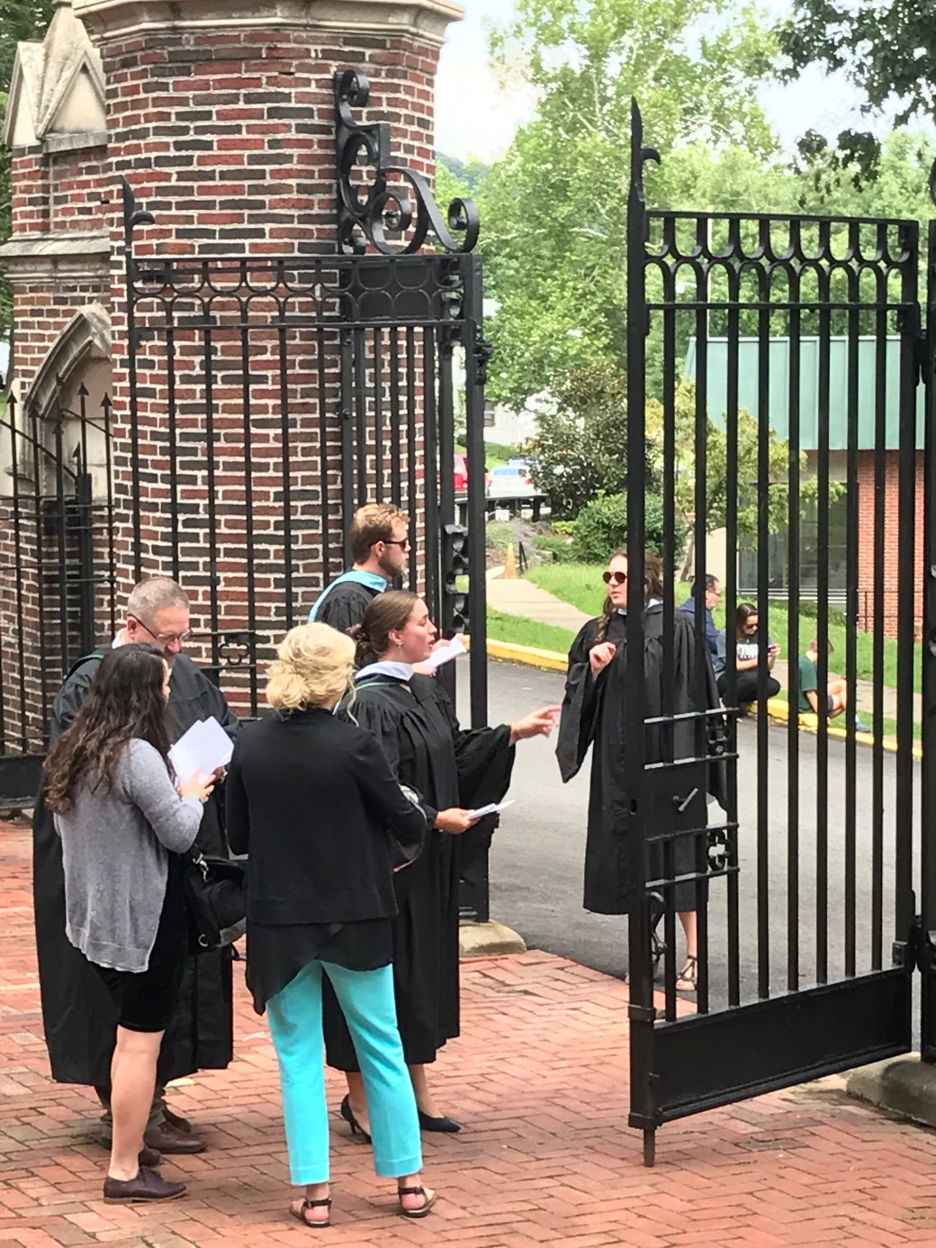 C81FD2FD-BD4C-41A2-BD33-4A8E4F112E7B